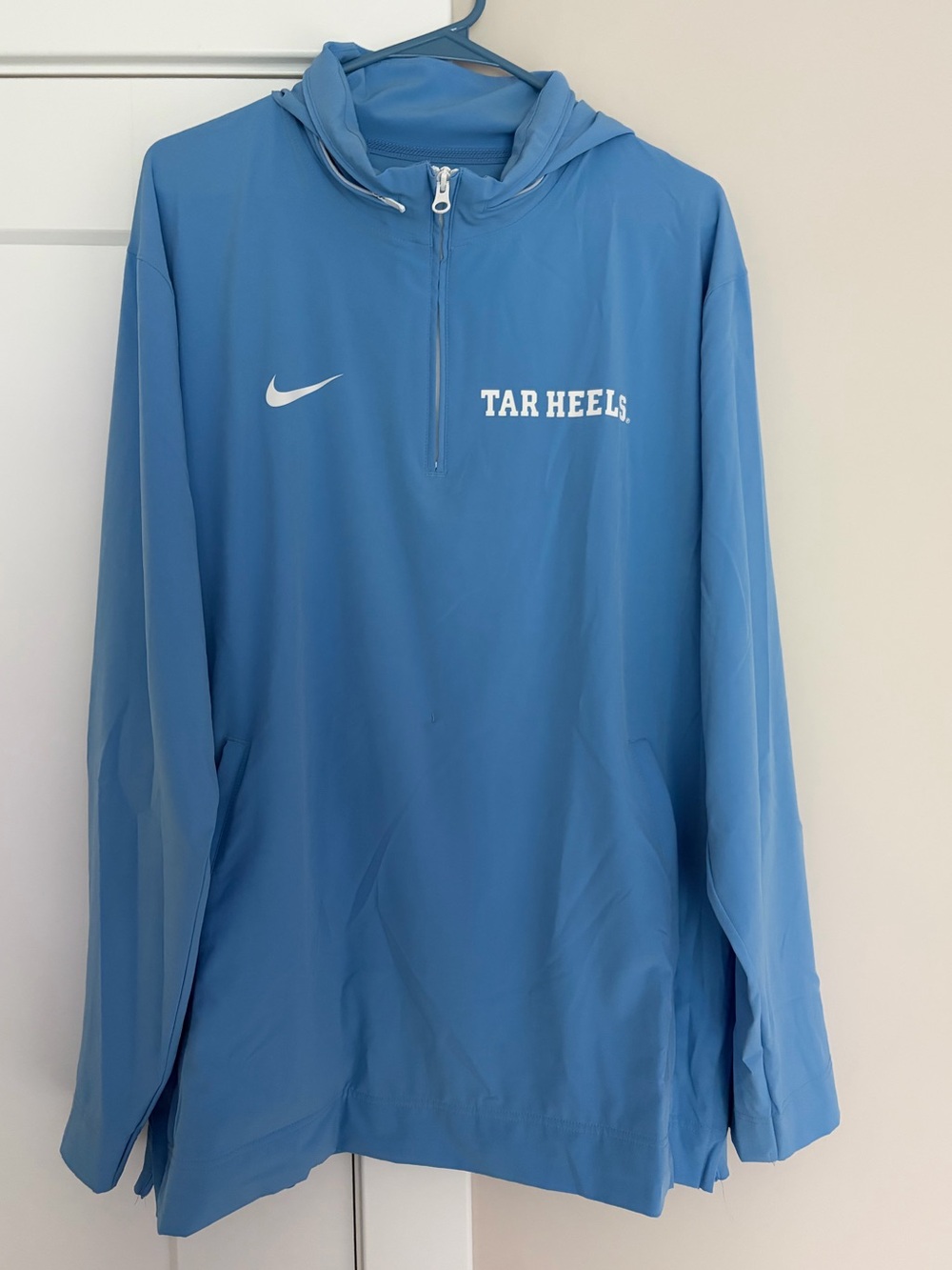 Nike Men’s Carolina Blue Tar Heel Hooded Quarter-Zip Windbreaker - Size L